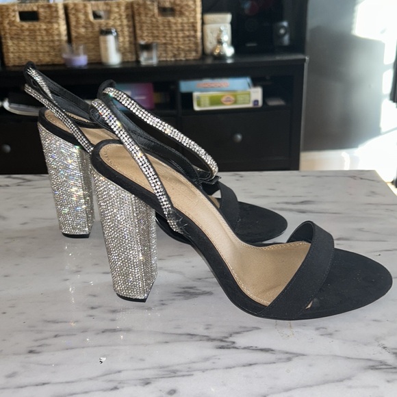 Bling Sandals - Picture 3 of 7